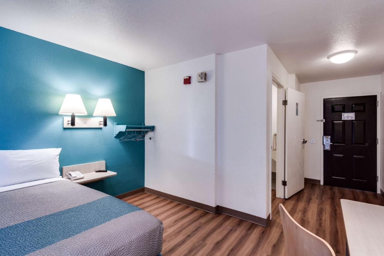 Motel 6-Spokane, Wa - West Екстериор снимка